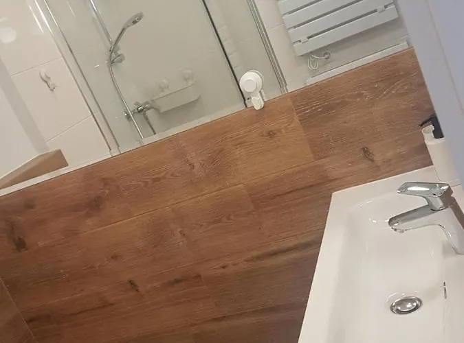 Mlynarska - Indywidualny Dostep Apartment *